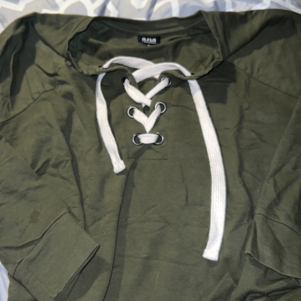 Long sleeve lace up shirt
